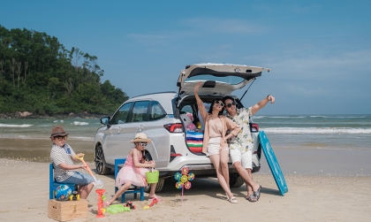 Toyota Veloz Cross: Đủ rộng cho gia đình lớn - Đủ nhẹ cho bài toán tài chính
